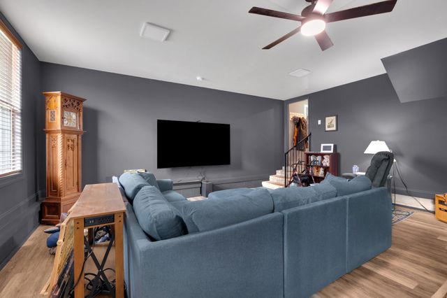 2058 Halls Mill Rd, Unionville, TN 37180