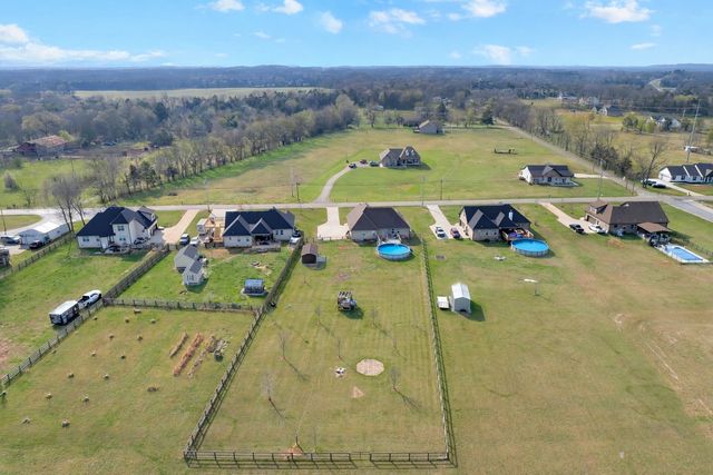 2058 Halls Mill Rd, Unionville, TN 37180