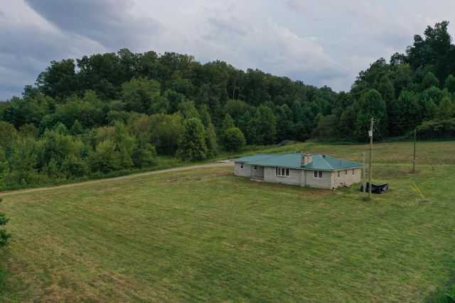 775 Reffitt Road, Jeffersonville, KY 40337