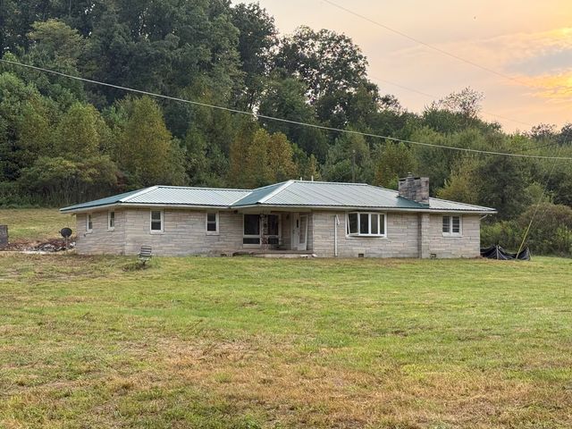 775 Reffitt Road, Jeffersonville, KY 40337