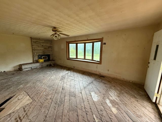 775 Reffitt Road, Jeffersonville, KY 40337