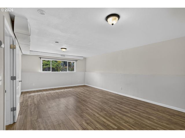 15 Ne 113TH Pl, Portland, OR 97220