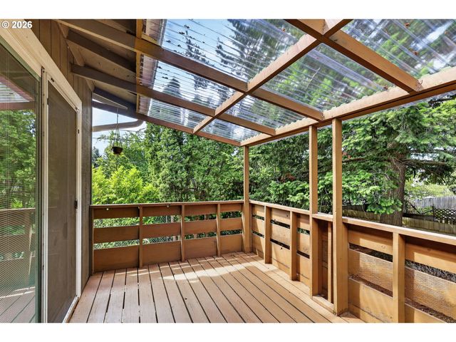 15 Ne 113TH Pl, Portland, OR 97220