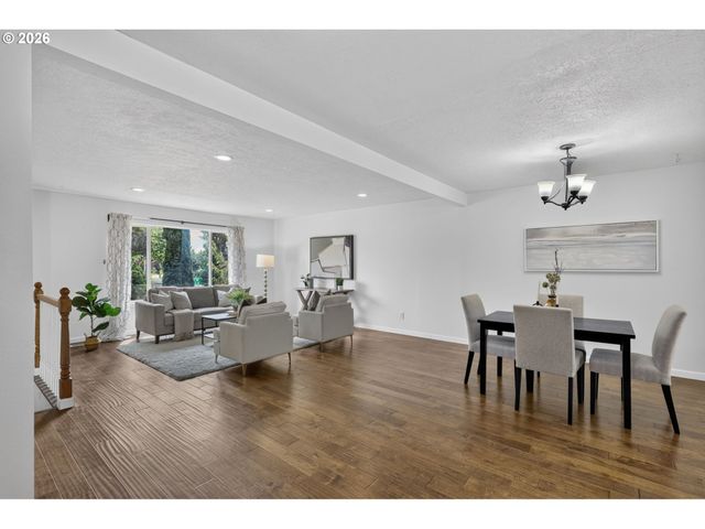 15 Ne 113TH Pl, Portland, OR 97220