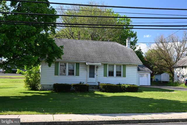 2171 MILFORD SQUARE PIKE, Quakertown, PA 18951