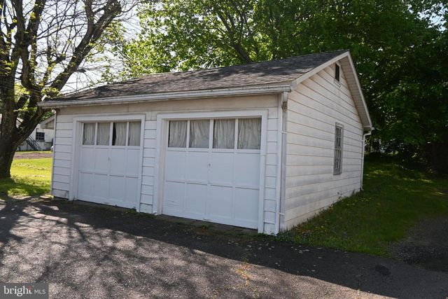 2171 MILFORD SQUARE PIKE, Quakertown, PA 18951