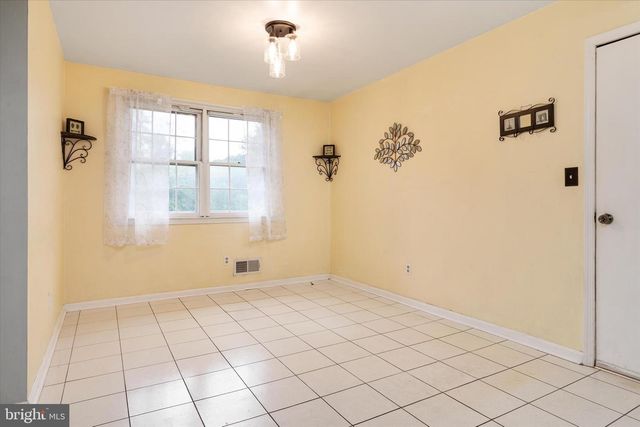 609 KENSINGTON AVE, Severna Park, MD 21146