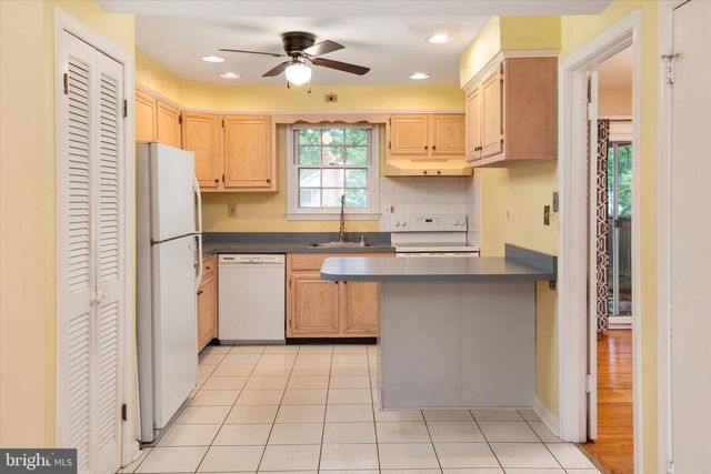 609 KENSINGTON AVE, Severna Park, MD 21146