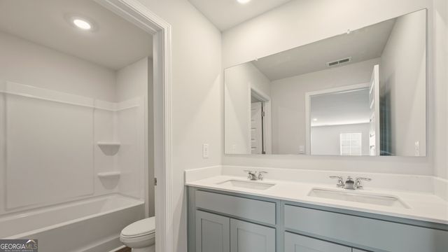 52 Weymouth Drive, Locust Grove, GA 30248