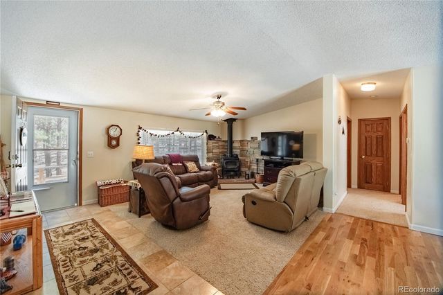 2675 Pikes Peak Drive, Florissant, CO 80816