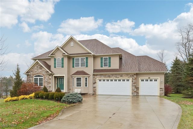 8060 Rainbow Drive, Concord, OH 44077