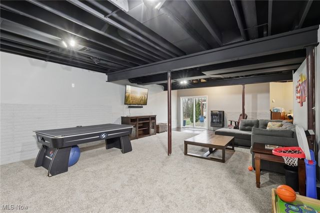 8060 Rainbow Drive, Concord, OH 44077