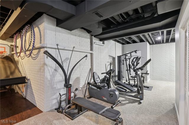 8060 Rainbow Drive, Concord, OH 44077