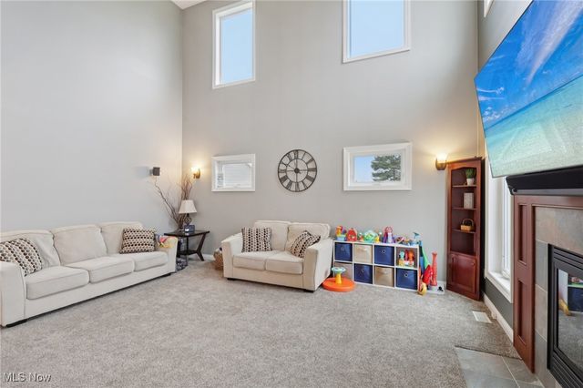 8060 Rainbow Drive, Concord, OH 44077