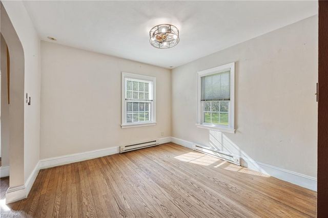 17314 Jolly CIR, Windsor, VA 23487