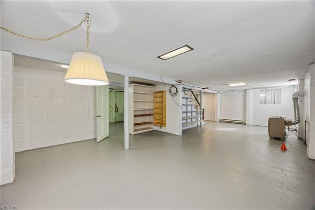 17314 Jolly CIR, Windsor, VA 23487