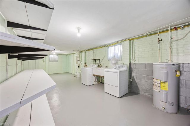 17314 Jolly CIR, Windsor, VA 23487