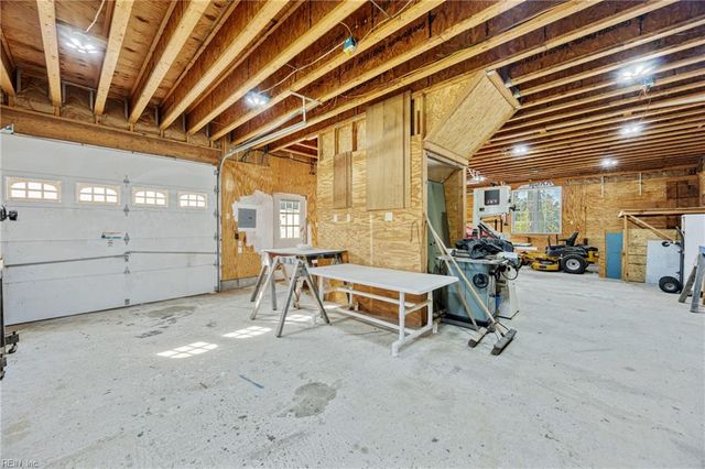 17314 Jolly CIR, Windsor, VA 23487