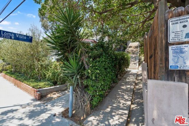 2306 Loma Vista Place, Los Angeles, CA 90039
