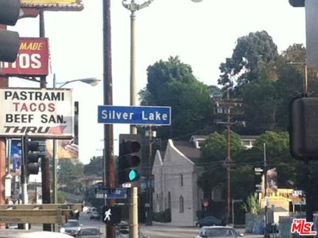 2306 Loma Vista Place, Los Angeles, CA 90039