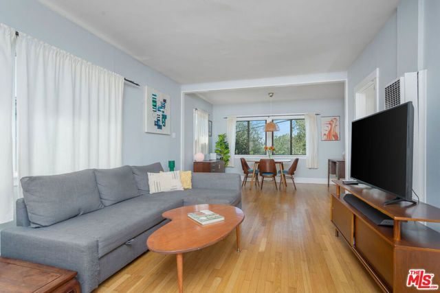 2306 Loma Vista Place, Los Angeles, CA 90039