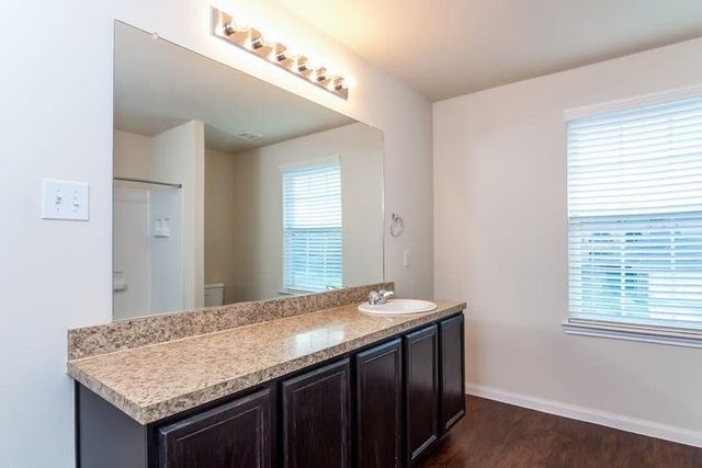 6111 El Oro Drive, Houston, TX 77048