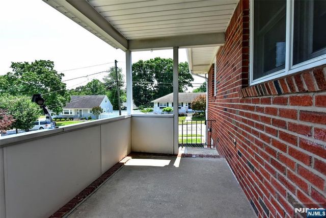 88 Spring Valley Road, Oradell, NJ 07649