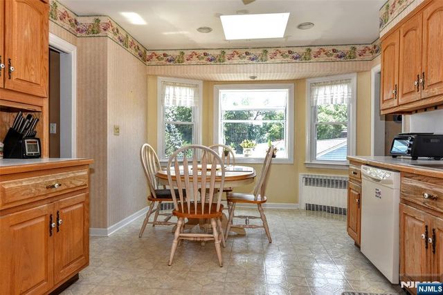 88 Spring Valley Road, Oradell, NJ 07649