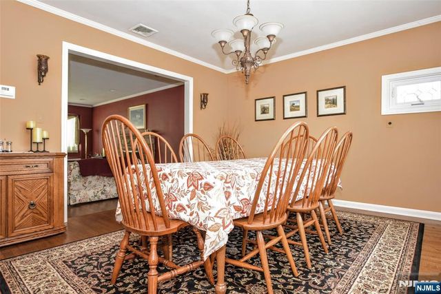 88 Spring Valley Road, Oradell, NJ 07649