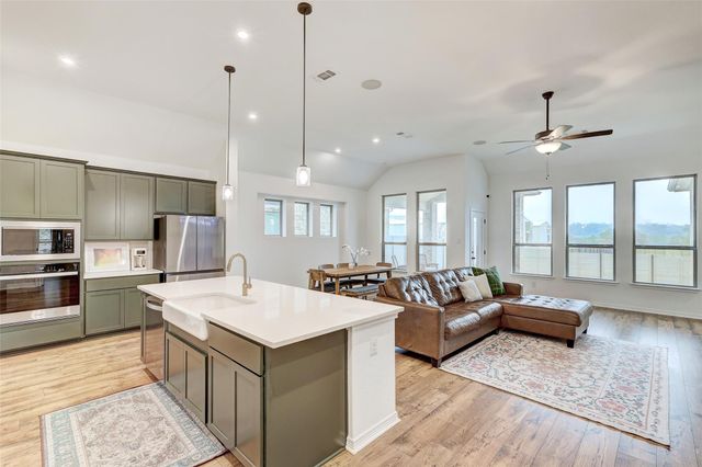 1117 Spring Gulch LN, Georgetown, TX 78628