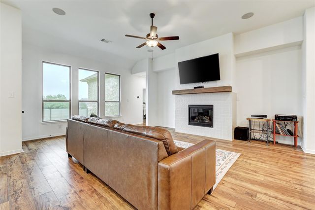1117 Spring Gulch LN, Georgetown, TX 78628