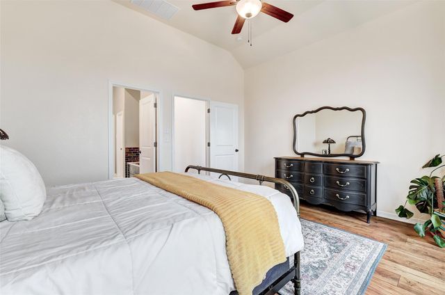 1117 Spring Gulch LN, Georgetown, TX 78628