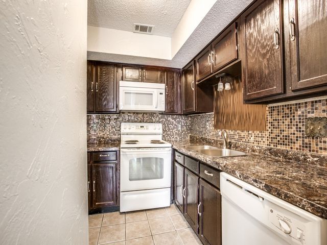 9839 Walnut Street 207, Dallas, TX 75243