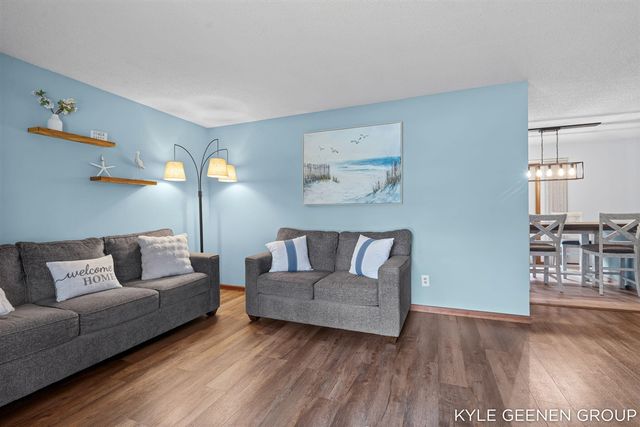 345 Woodland Avenue, Holland, MI 49424