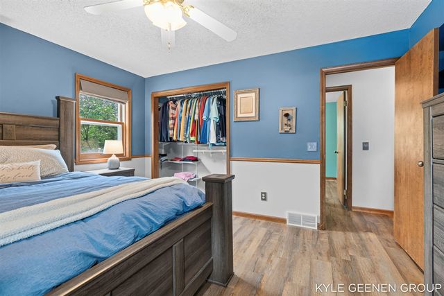 345 Woodland Avenue, Holland, MI 49424