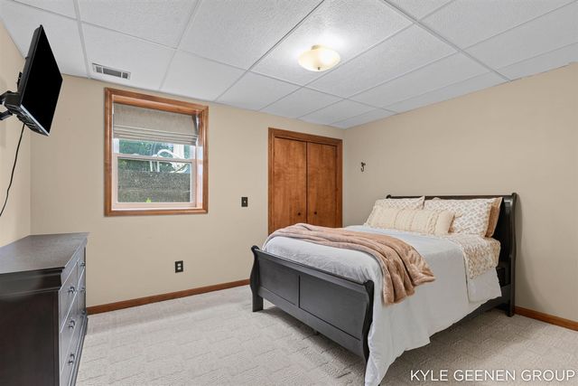 345 Woodland Avenue, Holland, MI 49424