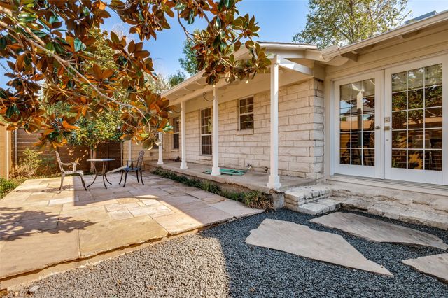 7627 Robin Road, Dallas, TX 75209