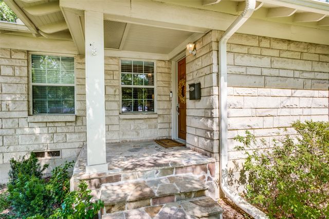 7627 Robin Road, Dallas, TX 75209