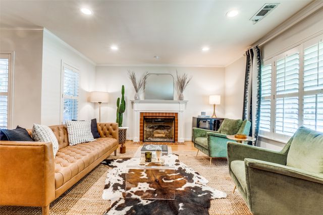 7627 Robin Road, Dallas, TX 75209