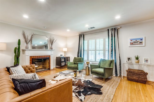 7627 Robin Road, Dallas, TX 75209