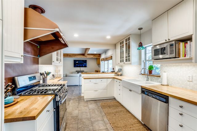 7627 Robin Road, Dallas, TX 75209