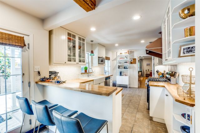 7627 Robin Road, Dallas, TX 75209