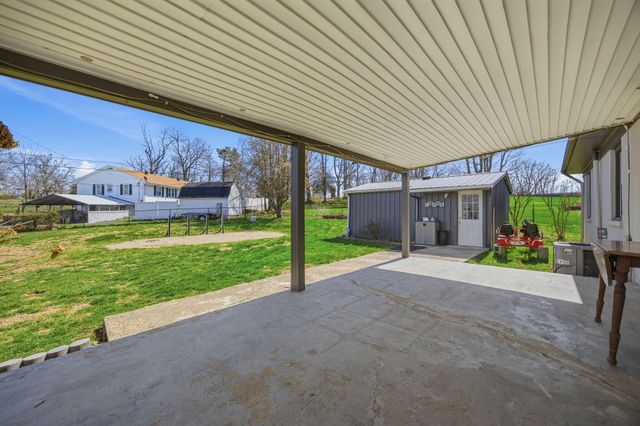 2366 Ironworks Road, Winchester, KY 40391