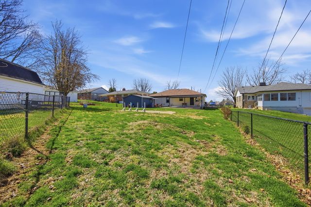 2366 Ironworks Road, Winchester, KY 40391