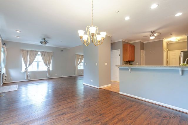 1880 Maureen Drive 1880, Hoffman Estates, IL 60192