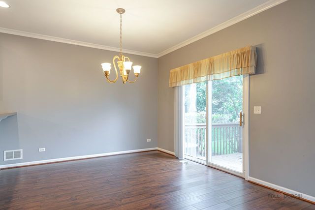 1880 Maureen Drive 1880, Hoffman Estates, IL 60192