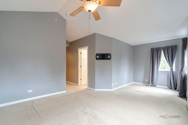 1880 Maureen Drive 1880, Hoffman Estates, IL 60192