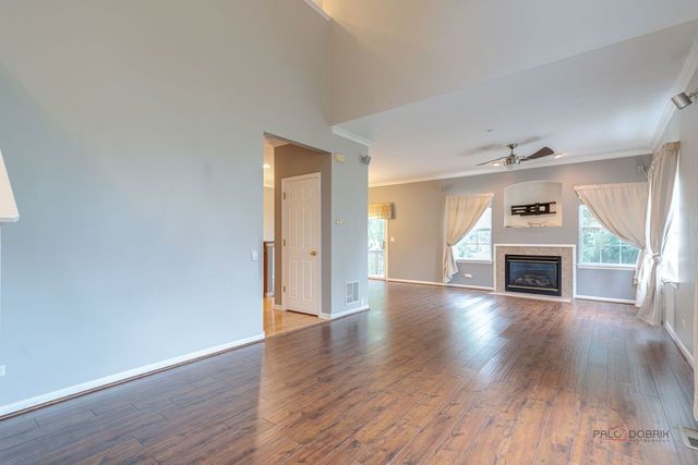 1880 Maureen Drive 1880, Hoffman Estates, IL 60192