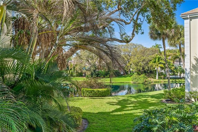 200 Sable Oak Lane 204, Vero Beach, FL 32963
