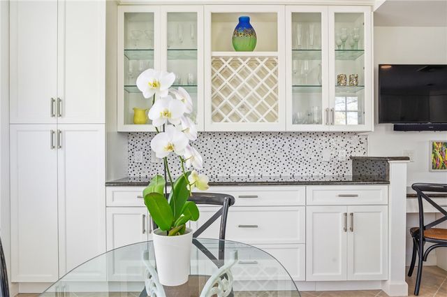 200 Sable Oak Lane 204, Vero Beach, FL 32963